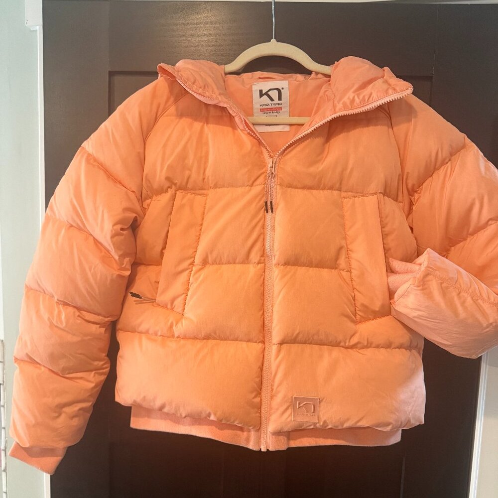 Women's puffer coat